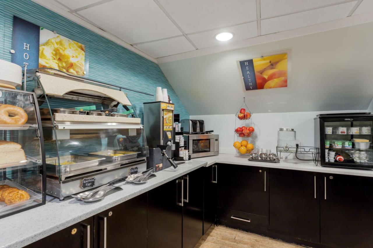 Best Western Plus Brooklyn Bay Hotel New York Exterior foto